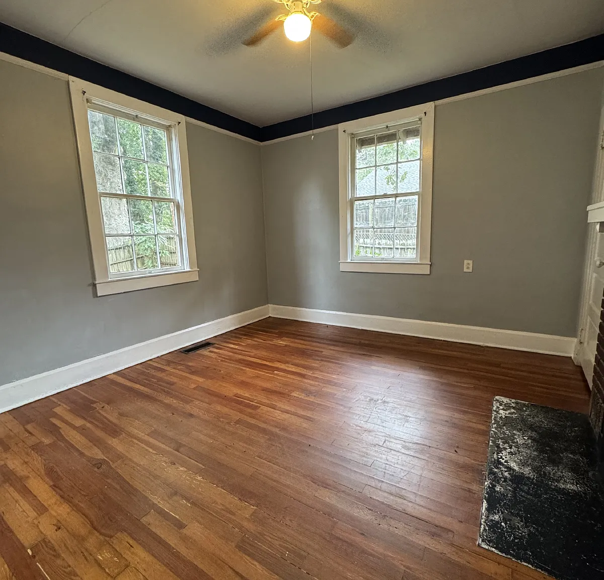 2 bed, 1.0 bath, 896 sqft, $1,490 — Photo 4