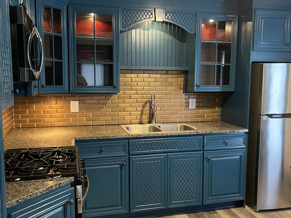 2 Jefferson St #2