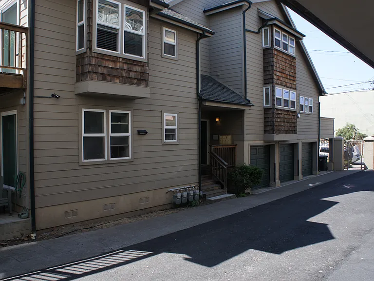440 Canal St #1 — Photo 7