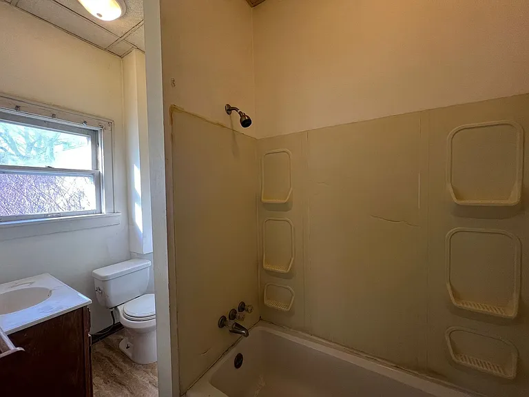 847 Jason Ave — Photo 11