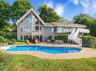 17 Willow Rd, Carmel, NY 10512