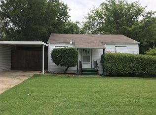 1300 Westwick Dr, River Oaks, TX 76114