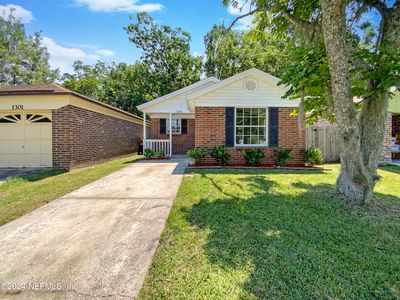 1305 ELLIS TRACE Drive W, Jacksonville, FL, 32205