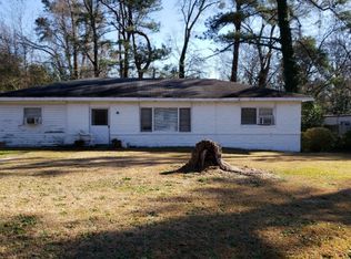 1633 Mathis Cir, Macon, GA 31206