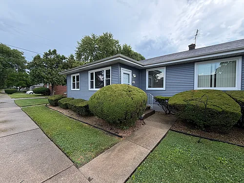 3605 Jackson St Photo 1