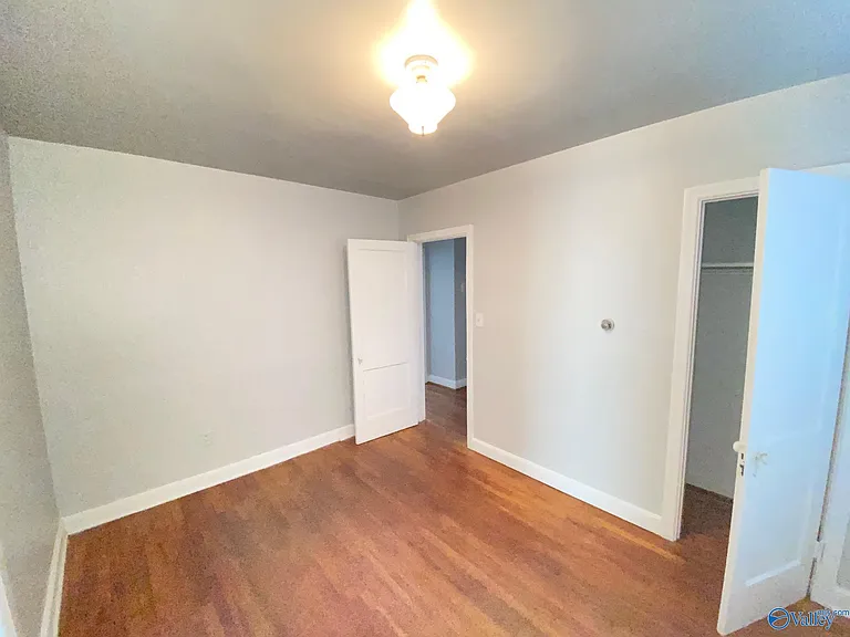 2415 Bonita Dr SW — Photo 20