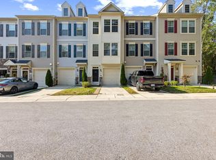 8225 Hollow Ct, Severn, MD 21144