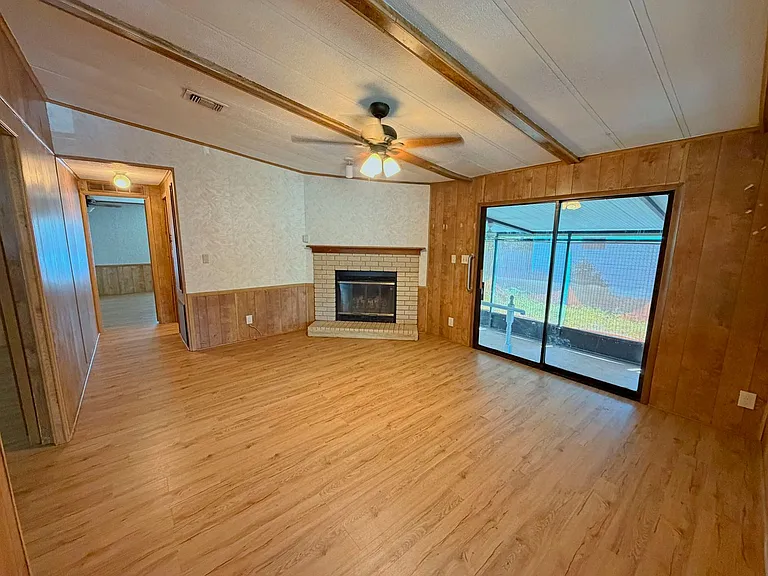 7633 Plumwood Dr — Photo 3