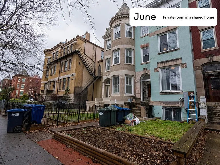 1227 Harvard St NW #E — Photo 16