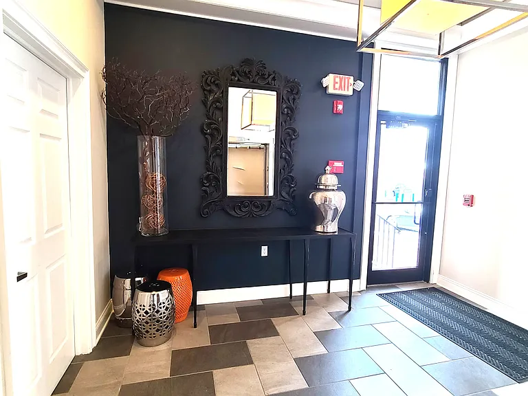 459 Main St #3 — Photo 11