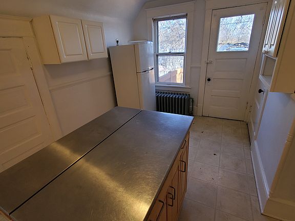4th image of 3454 S Delaware Ave #3454A