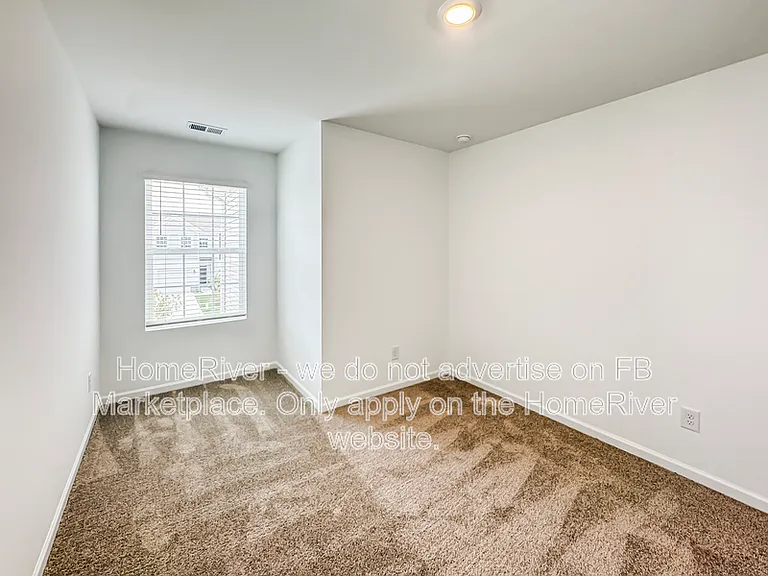 314 Livesey Ln — Photo 15