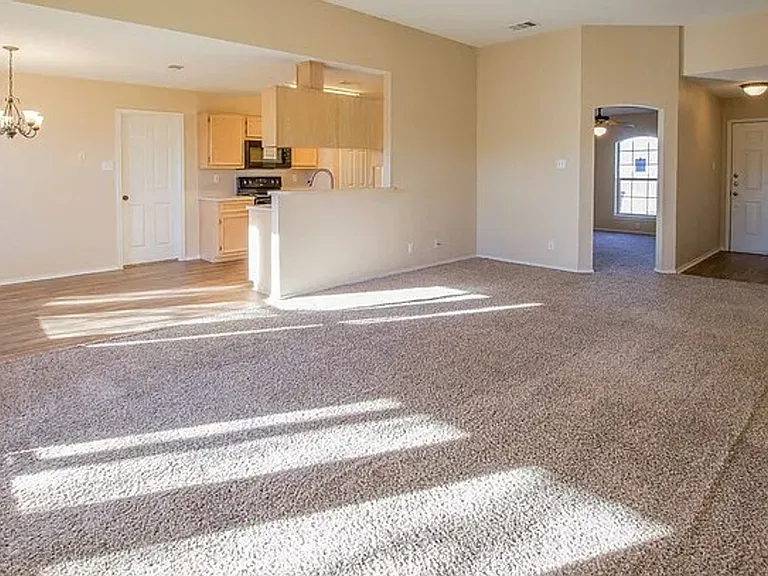 4510 Hondo Dr — Photo 4