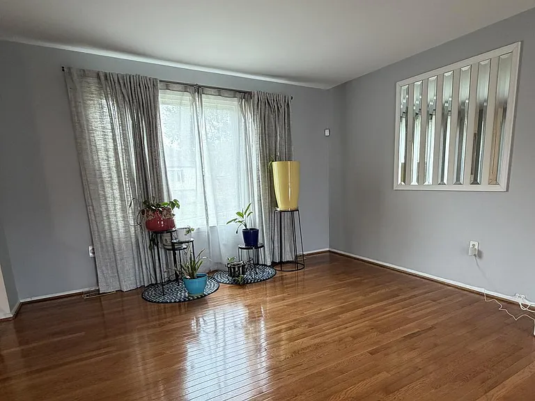 6410 Coleton Ct — Photo 23