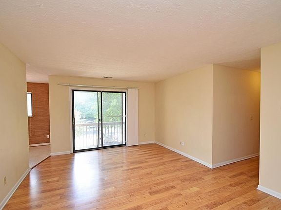 4th image of 9568 Cornell Ln #2A-17