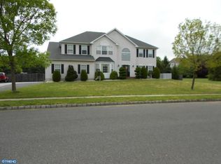 37 Cottage Place Dr, Robbinsville, NJ 08691