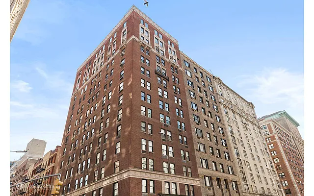 Sold by Douglas Elliman | media 26