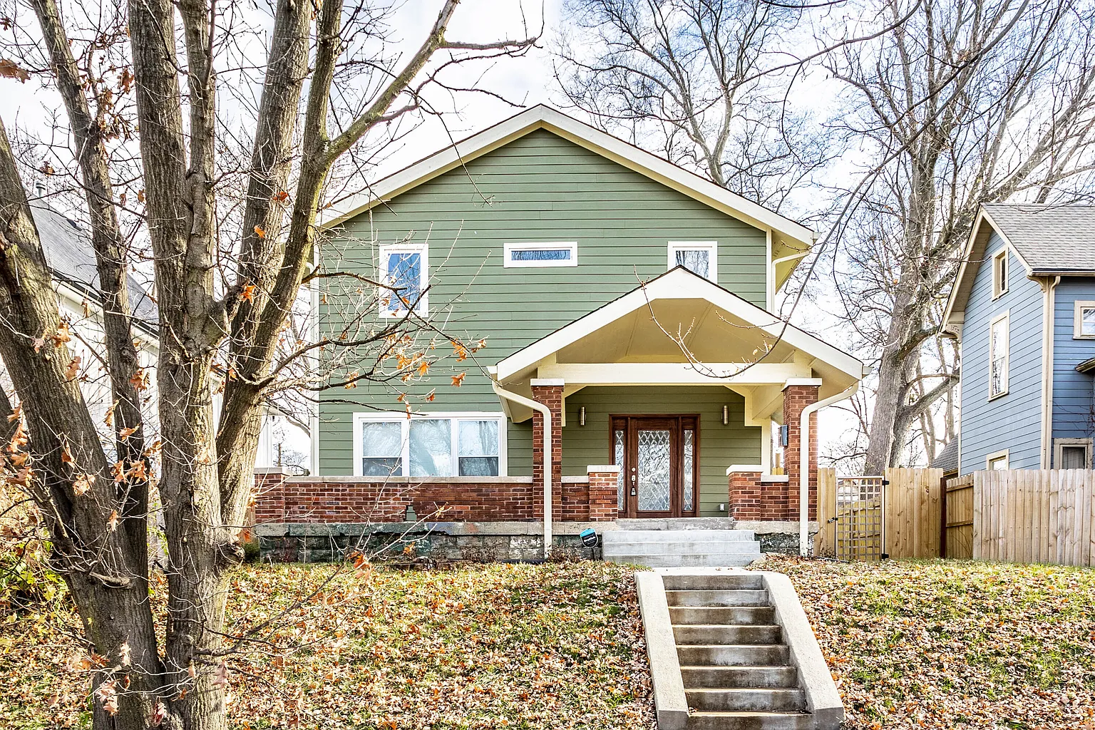 1129 Jefferson Ave photo 1