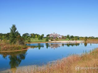 W375S2385 Gramling Cir, Dousman, WI 53118