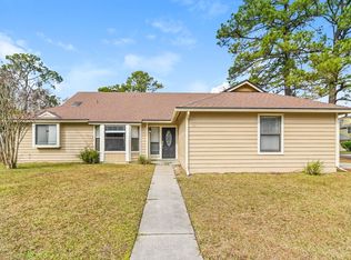 8255 Spencers Trace Dr, Jacksonville, FL 32244