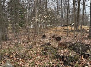 1716 Snyder Rd, Green Lane, PA 18054