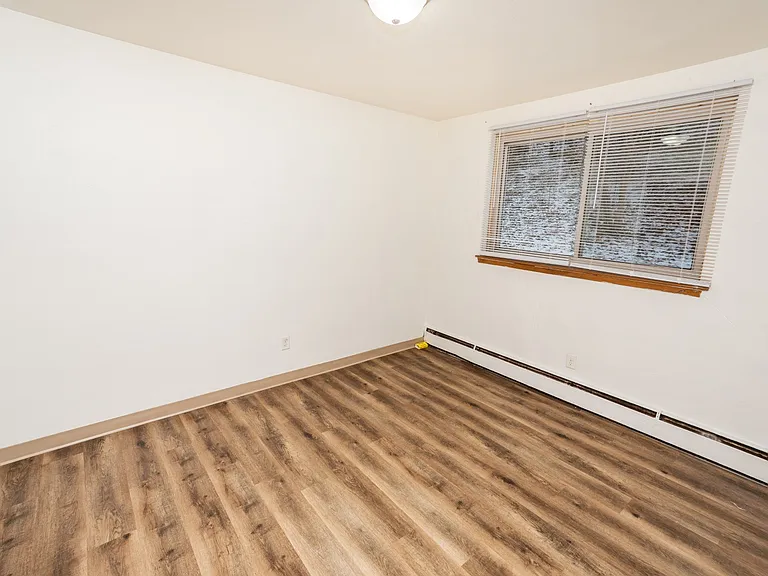 McCarron's View Apartments — Photo 14