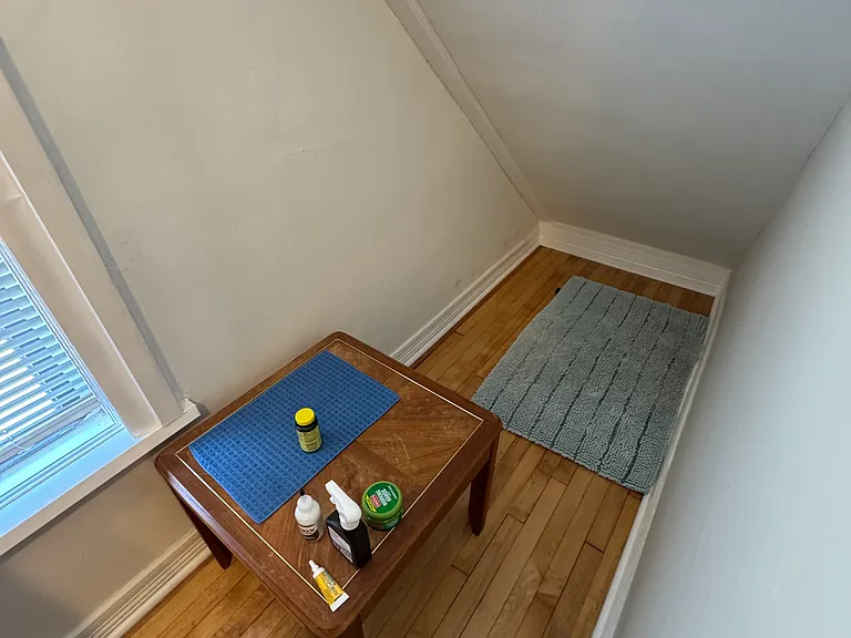 817 N Maplewood Ave #1F — Photo 9