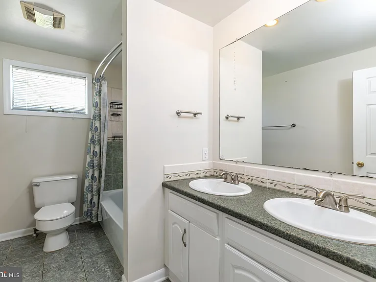 6013 Madeline Dr — Photo 31