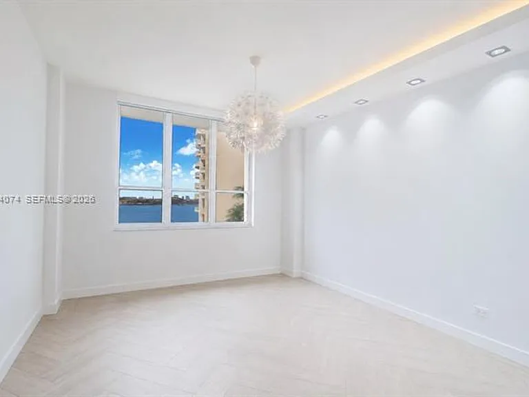 888 Brickell Key Dr #712 — Photo 11