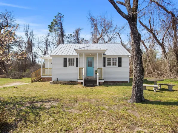 167 Church Rd, Benson, NC 27504