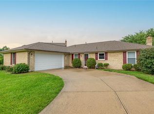 1621 Silver Lake Dr, Dayton, OH 45458