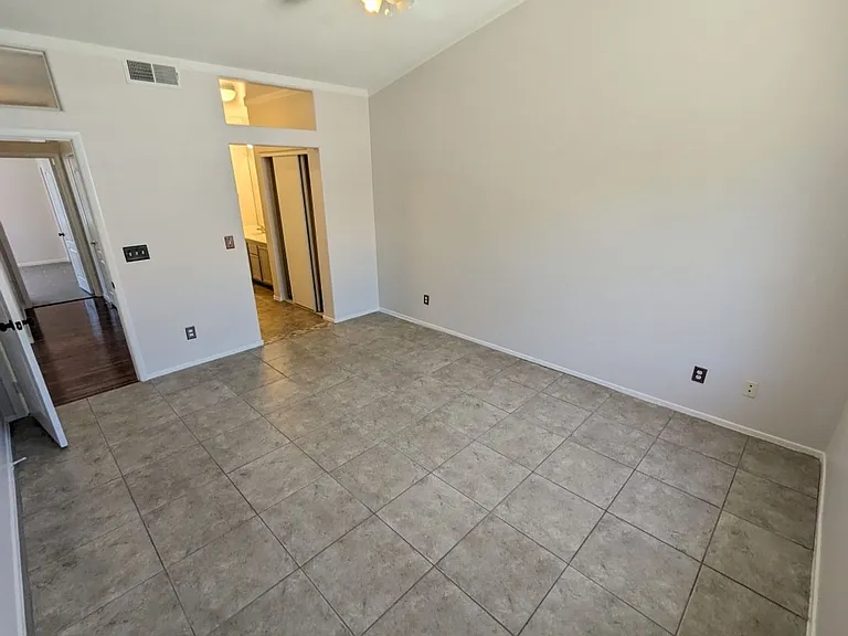 9901 Trailwood Dr #1022 — Photo 15