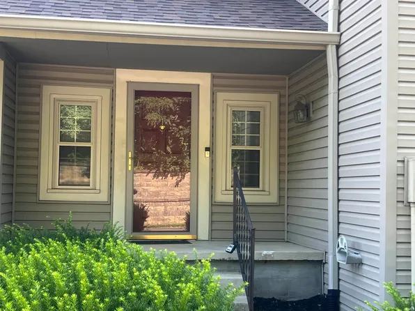 1806 Mill Pond Ln, Lafayette, IN 47905
