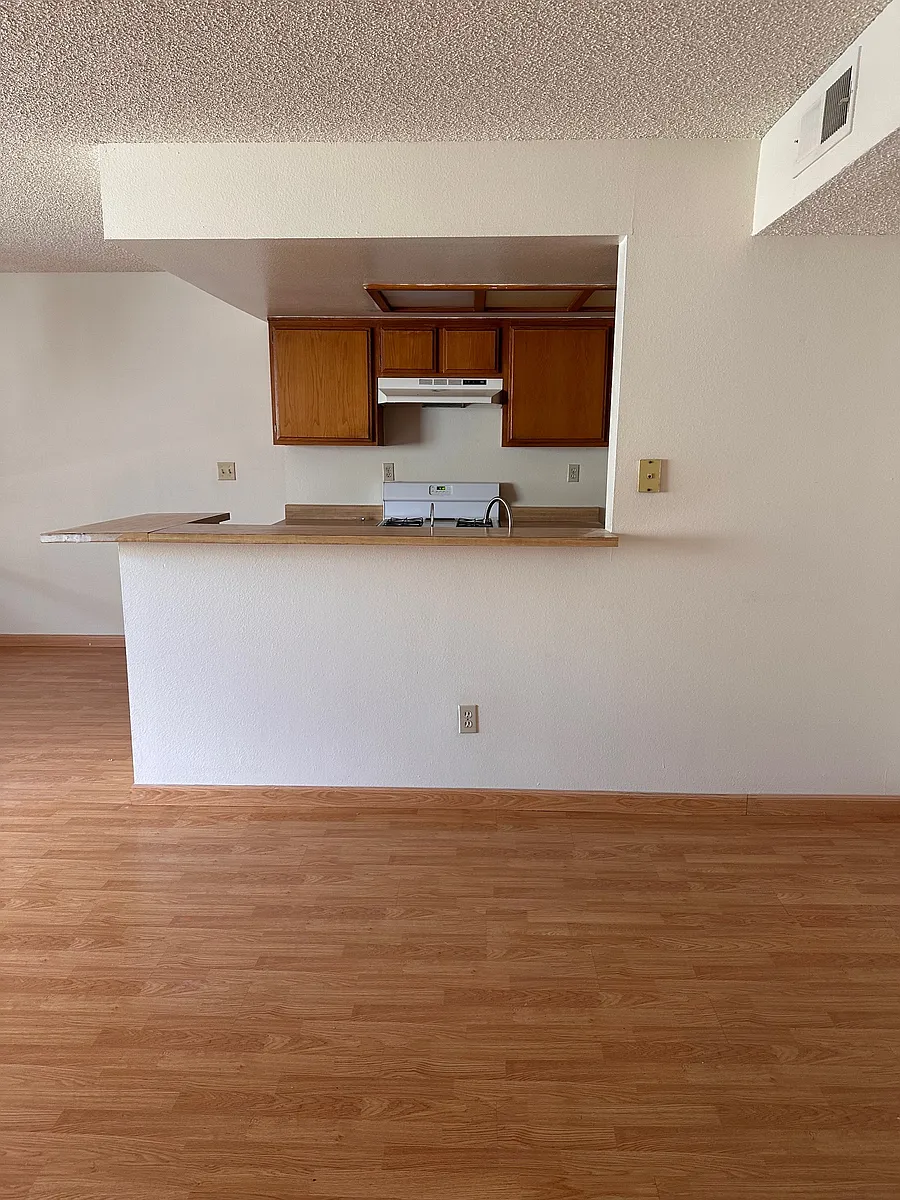 Building Photo - 257 E Santa Anita Ave #202