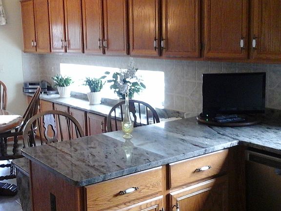 4th image of 52853 Covecreek Dr