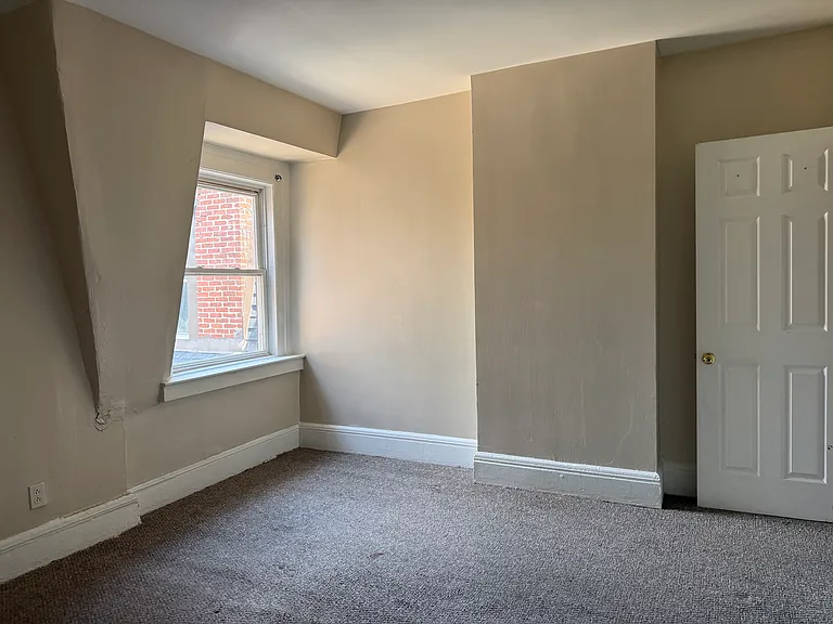 1282 Park Ave #2 — Photo 6