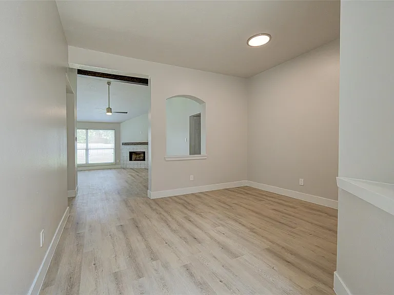 4931 Lake Catherine Ct — Photo 15