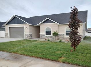 2430 Lotus Ave, Burley, ID 83318