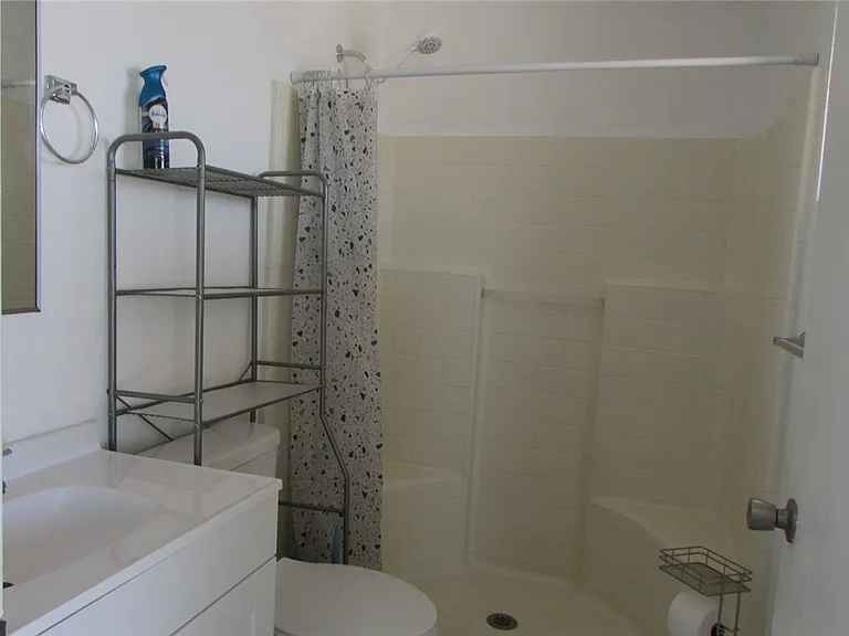 1697 Richardo Ave — Photo 10