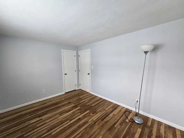 194 Lincoln St #4 — Photo 12