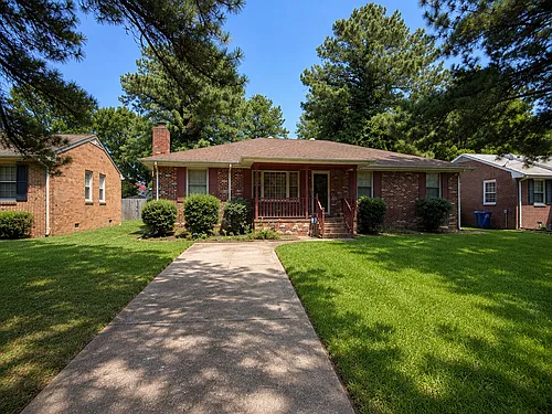 109 Armstrong St Photo 1