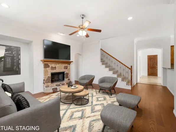 7510 Handen Dr, Rowlett, TX 75089