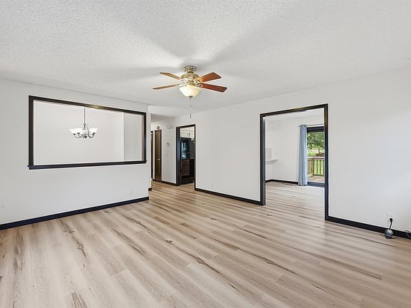 5th image of 615 Sunset Ln