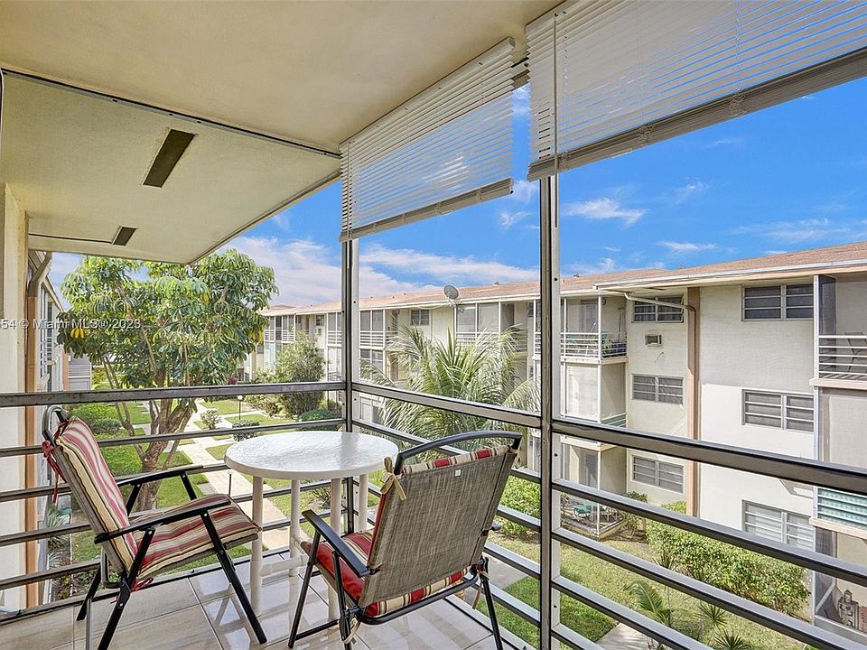 1st image of 1355 NE 167th St APT 311