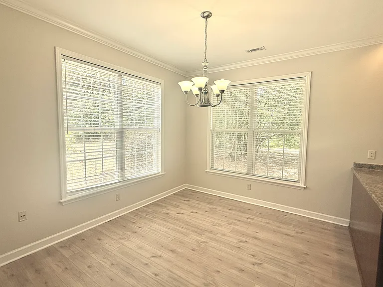 335 Pine Loop Cir — Photo 9