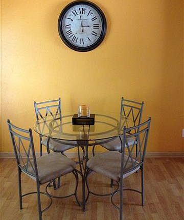 Brkfst room