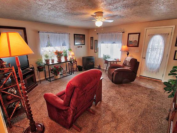 3rd image of 203 S McNeil Ave