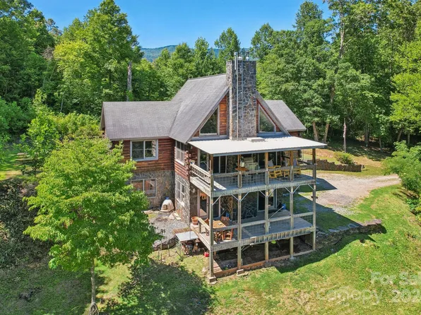 72 Tuhy Dr, Sylva, NC 28779