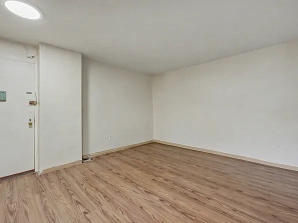 190 Cozine Avenue image 6 of 26