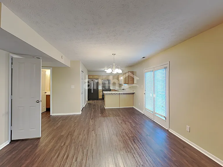 136 Brooks Bnd — Photo 4